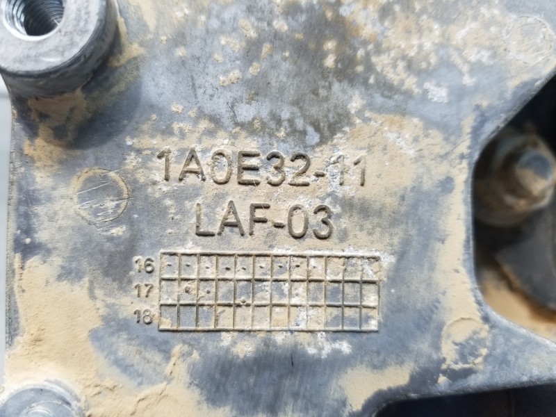 Recambio de soporte motor izquierdo para nissan pulsar (c13) fastback referencia OEM IAM 112543ZU0A  