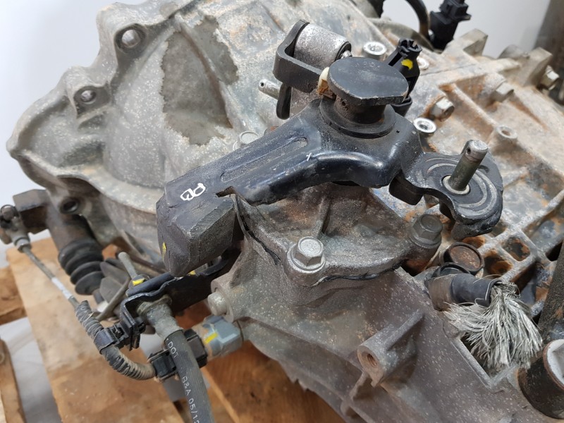 Recambio de caja cambios para hyundai ix35 klass referencia OEM IAM 4300032497 4311132300 