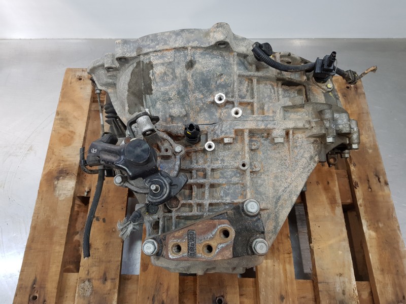 Recambio de caja cambios para hyundai ix35 klass referencia OEM IAM 4300032497 4311132300 