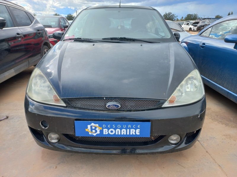 ford focus berlina (cak) del año 2004
