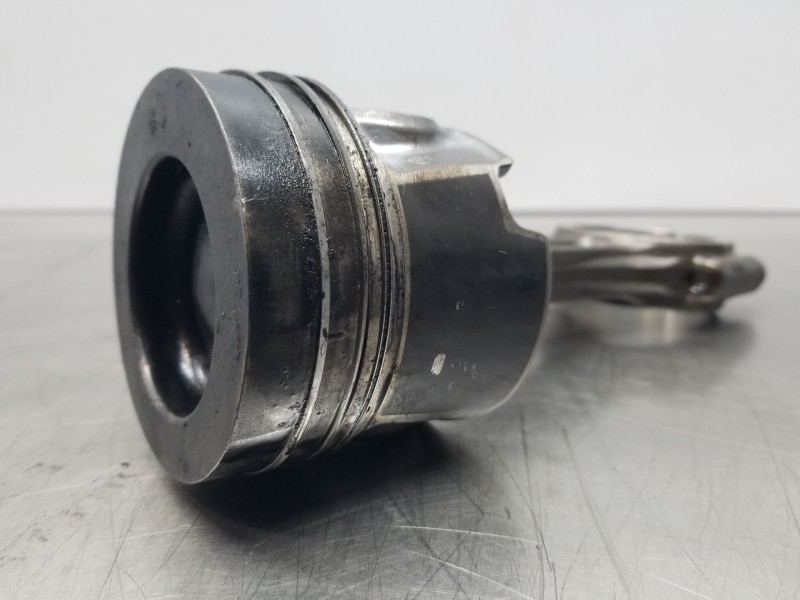 Recambio de biela para volkswagen caddy furgón/kombi kombi referencia OEM IAM 03L105401A 04L107065A  Recambio de biela para volkswagen caddy furgón/kombi kombi referencia OEM IAM 03L105401A 04L107065A