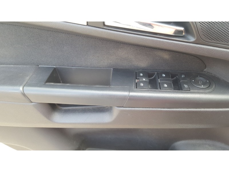 opel zafira b del año 2013