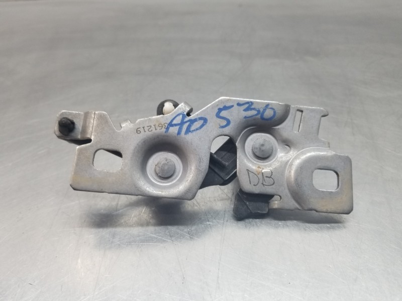 Recambio de cerradura capot para peugeot expert furgón caja cerrada referencia OEM IAM 9808870280  