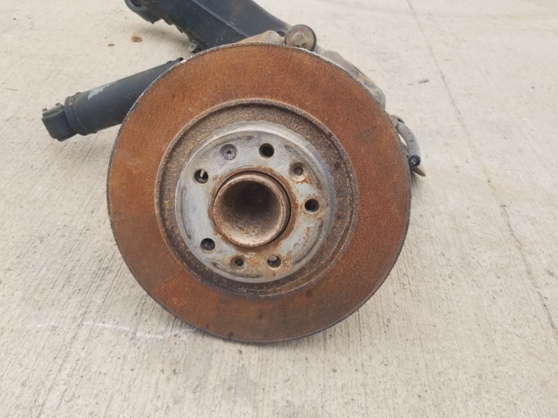 Recambio de mangueta trasera derecha para peugeot expert furgón caja cerrada referencia OEM IAM 1619266780 9819074780 