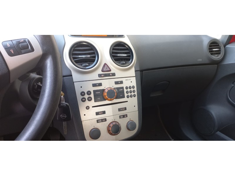 opel corsa d del año 2007