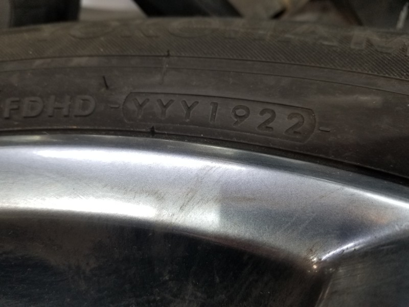 Recambio de juego llantas para lexus nx essence referencia OEM IAM 4261A78080 4261A78130 