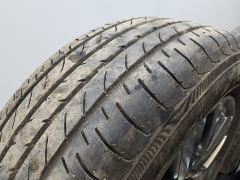 Recambio de juego llantas para lexus nx essence referencia OEM IAM 4261A78080 4261A78130 