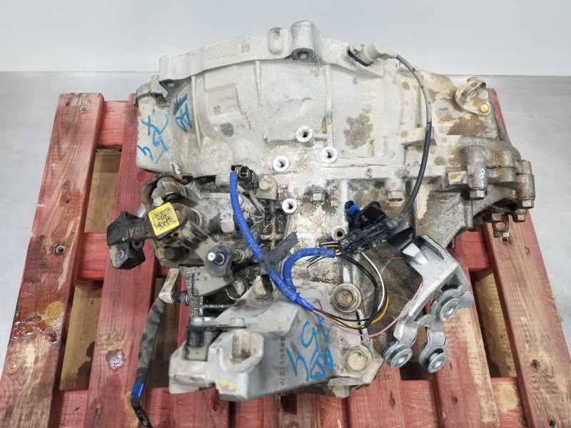 Recambio de caja cambios para hyundai tucson klass referencia OEM IAM 4300032AH8  