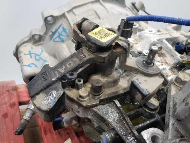 Recambio de caja cambios para hyundai tucson klass referencia OEM IAM 4300032AH8  