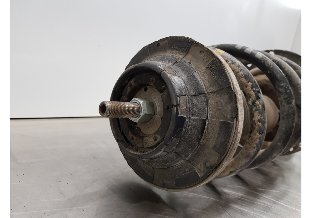 Recambio de amortiguador delantero izquierdo para volkswagen t5 bus confortline referencia OEM IAM 7E5413031H   Recambio de amortiguador delantero izquierdo para volkswagen t5 bus confortline referencia OEM IAM 7E5413031H