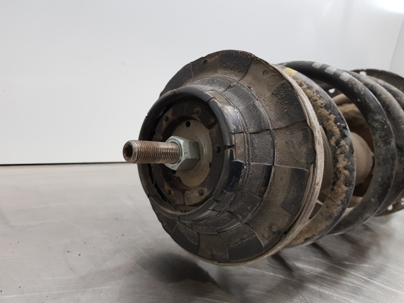 Recambio de amortiguador delantero izquierdo para volkswagen t5 bus confortline referencia OEM IAM 7E5413031H   Recambio de amortiguador delantero izquierdo para volkswagen t5 bus confortline referencia OEM IAM 7E5413031H