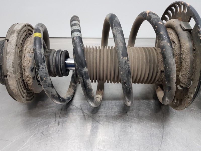 Recambio de amortiguador delantero izquierdo para volkswagen t5 bus confortline referencia OEM IAM 7E5413031H   Recambio de amortiguador delantero izquierdo para volkswagen t5 bus confortline referencia OEM IAM 7E5413031H