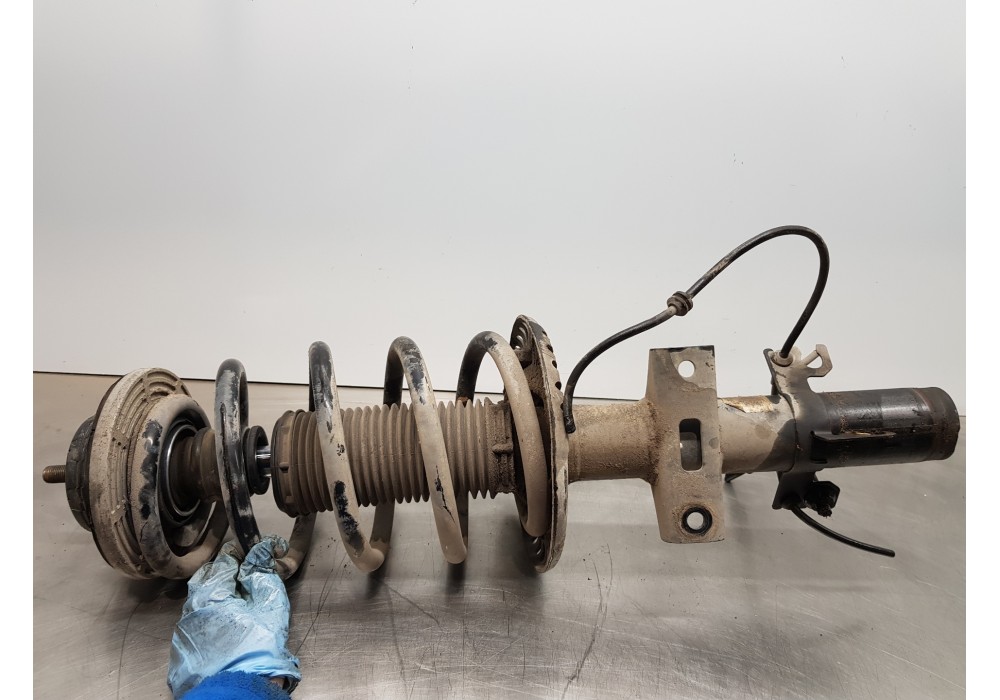 Recambio de amortiguador delantero izquierdo para volkswagen t5 bus confortline referencia OEM IAM 7E5413031H   Recambio de amortiguador delantero izquierdo para volkswagen t5 bus confortline referencia OEM IAM 7E5413031H