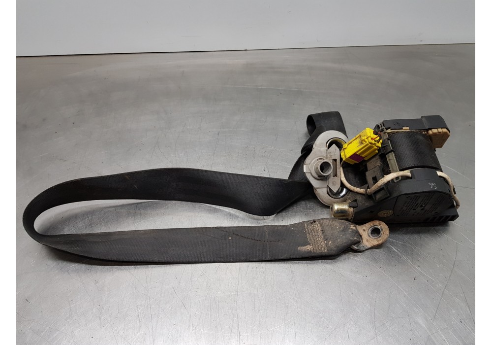 Recambio de cinturon seguridad delantero derecho para volkswagen t5 bus confortline referencia OEM IAM 7H0857806FRAA 7H0857806F 