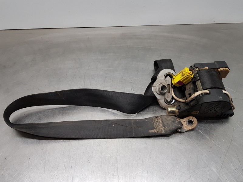 Recambio de cinturon seguridad delantero derecho para volkswagen t5 bus confortline referencia OEM IAM 7H0857806FRAA 7H0857806F 
