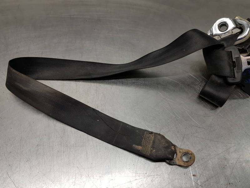 Recambio de cinturon seguridad delantero derecho para volkswagen t5 bus confortline referencia OEM IAM 7H0857806FRAA 7H0857806F 