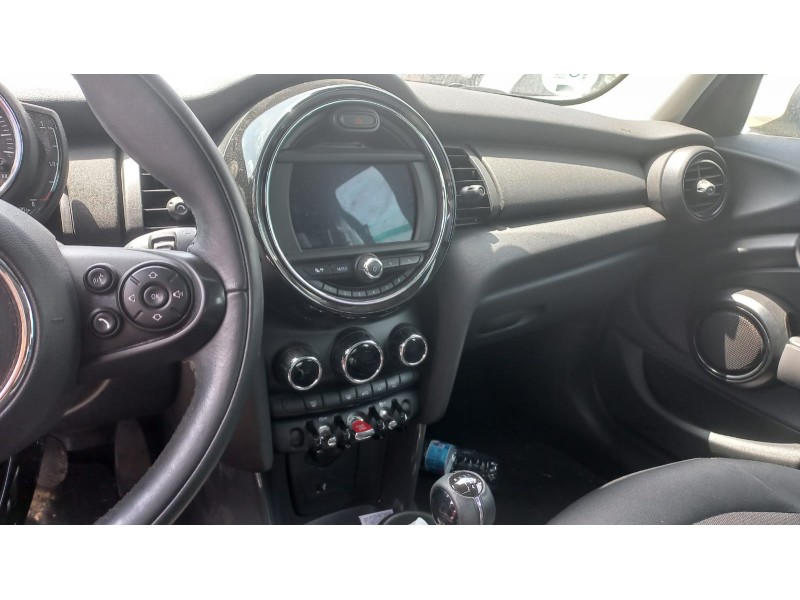 mini mini 5-trg. (f55) del año 2019