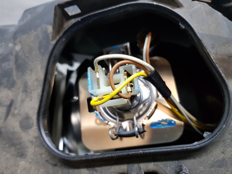 Recambio de faro derecho para volkswagen t5 bus confortline referencia OEM IAM 7H1941016J   Recambio de faro derecho para volkswagen t5 bus confortline referencia OEM IAM 7H1941016J