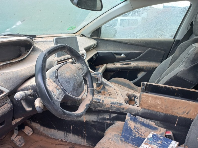 peugeot 3008 del año 2019