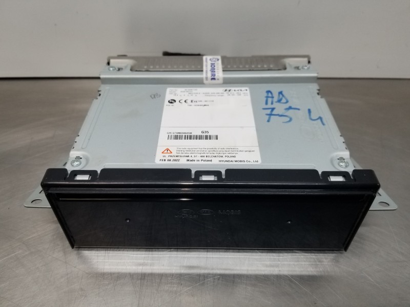 Recambio de sistema audio / radio cd para hyundai tucson klass referencia OEM IAM 96160N7120  