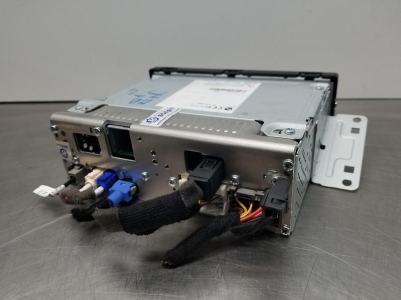 Recambio de sistema audio / radio cd para hyundai tucson klass referencia OEM IAM 96160N7120  