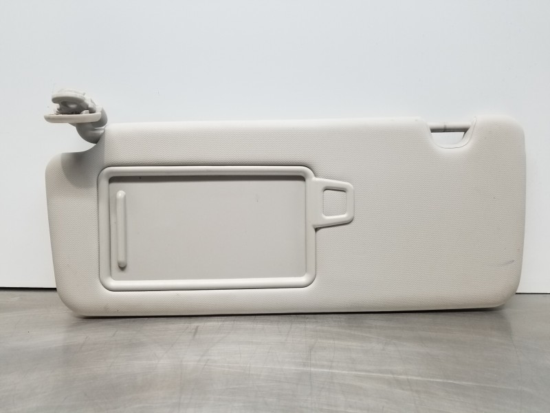 Recambio de parasol izquierdo para hyundai tucson klass referencia OEM IAM 85210N9300MMH  