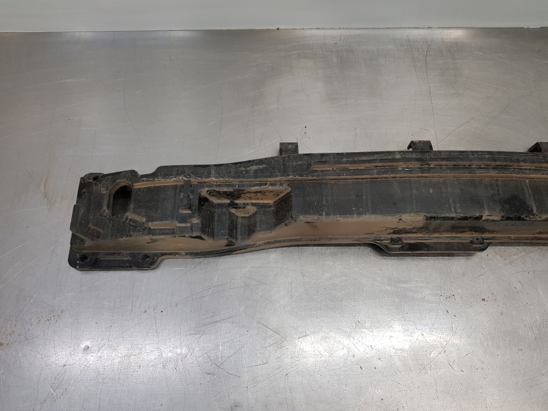 Recambio de refuerzo paragolpes trasero para hyundai tucson klass referencia OEM IAM 86631N7100  