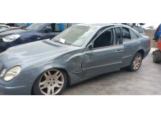 mercedes clase e (w211) berlina del año 2006 2