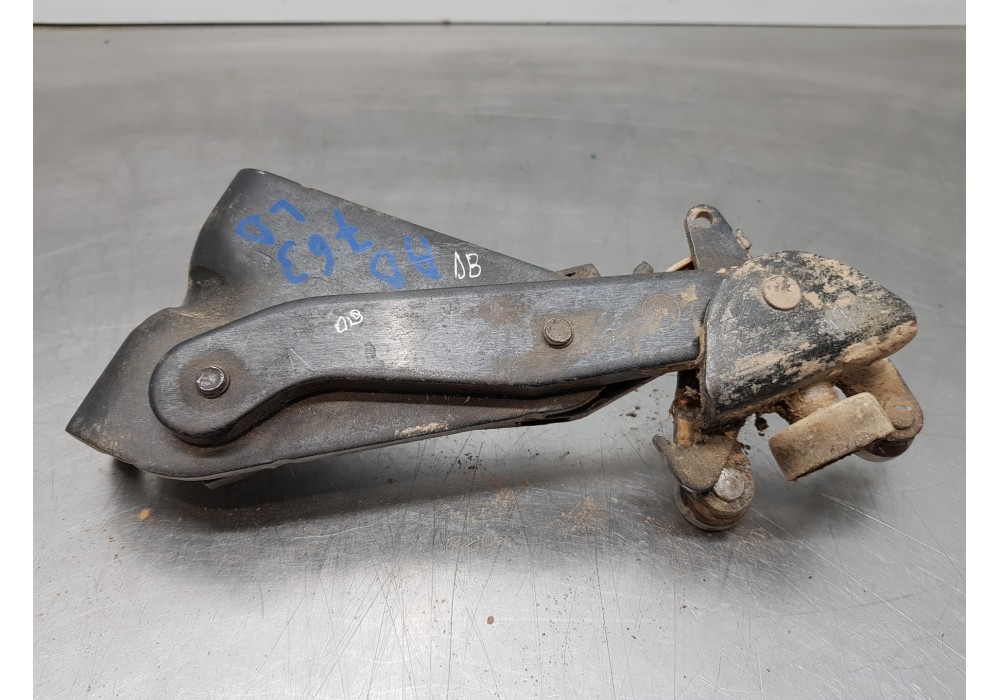 Recambio de soporte / guia puerta corredera para volkswagen t5 bus confortline referencia OEM IAM 7H0843398AC 7H0843398 