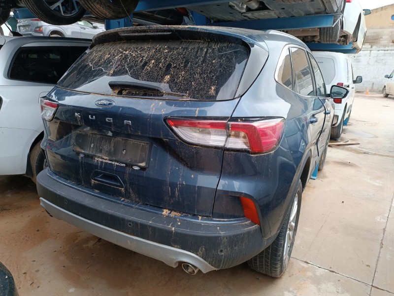 ford kuga del año 2021