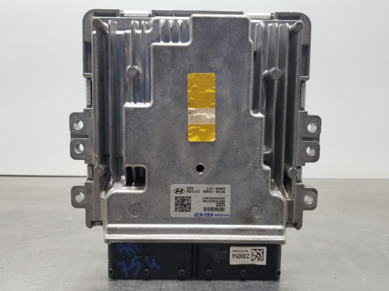 Recambio de centralita motor uce para hyundai tucson klass referencia OEM IAM 391992U400  