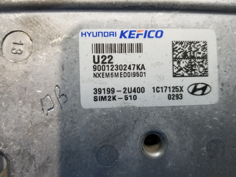 Recambio de centralita motor uce para hyundai tucson klass referencia OEM IAM 391992U400  
