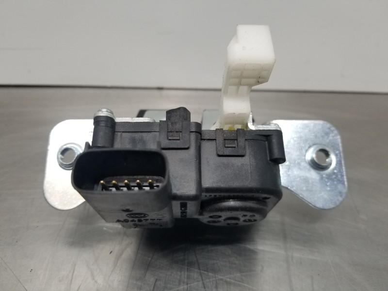 Recambio de cerradura maletero / porton para hyundai tucson klass referencia OEM IAM 81800N9000 81230G3000 