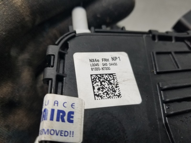 Recambio de cerradura puerta delantera derecha para hyundai tucson klass referencia OEM IAM 81320N7000  