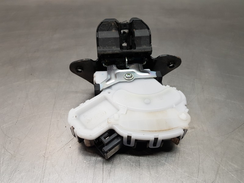 Recambio de cerradura maletero / porton para mazda cx-3 (2019 - 2022) sky activ referencia OEM IAM DM0P62310   Recambio de cerradura maletero / porton para mazda cx-3 (2019 - 2022) sky activ referencia OEM IAM DM0P62310