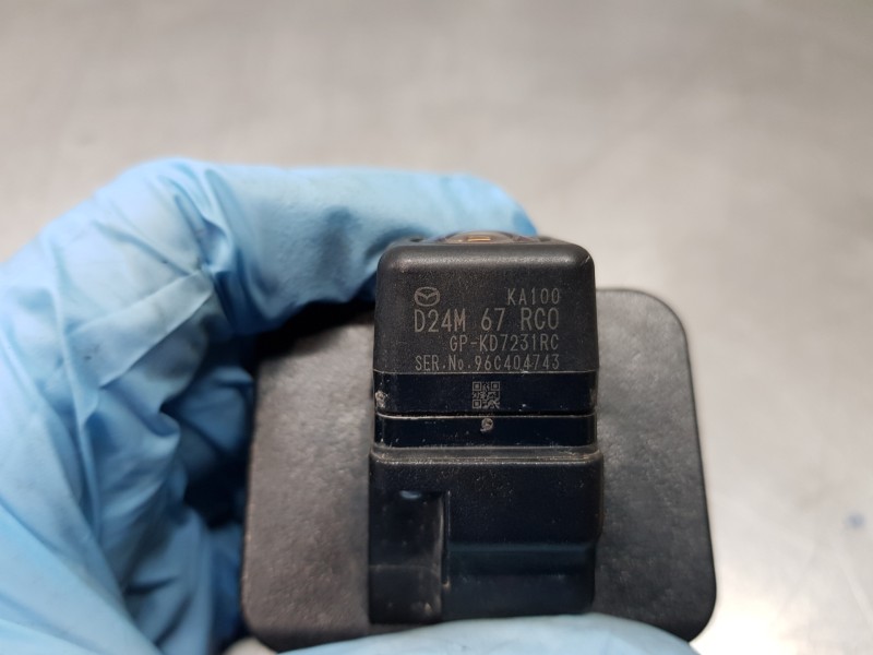 Recambio de sensor de aparcamiento para mazda cx-3 (2019 - 2022) sky activ referencia OEM IAM D24M67RC0 GPKD7231RC  Recambio de sensor de aparcamiento para mazda cx-3 (2019 - 2022) sky activ referencia OEM IAM D24M67RC0 GPKD7231RC