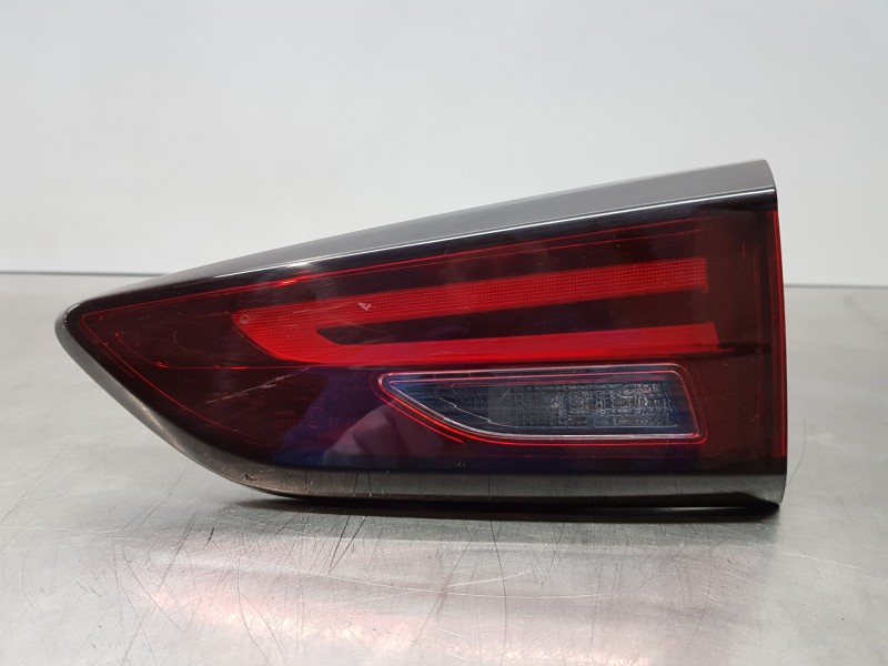 Recambio de piloto trasero derecho interior para mazda cx-3 (2019 - 2022) sky activ referencia OEM IAM DM4N513F0A   Recambio de piloto trasero derecho interior para mazda cx-3 (2019 - 2022) sky activ referencia OEM IAM DM4N513F0A