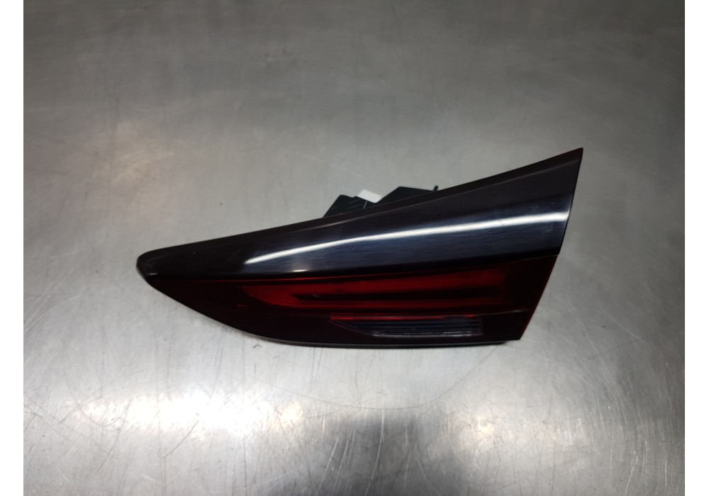 Recambio de piloto trasero derecho interior para mazda cx-3 (2019 - 2022) sky activ referencia OEM IAM DM4N513F0A   Recambio de piloto trasero derecho interior para mazda cx-3 (2019 - 2022) sky activ referencia OEM IAM DM4N513F0A