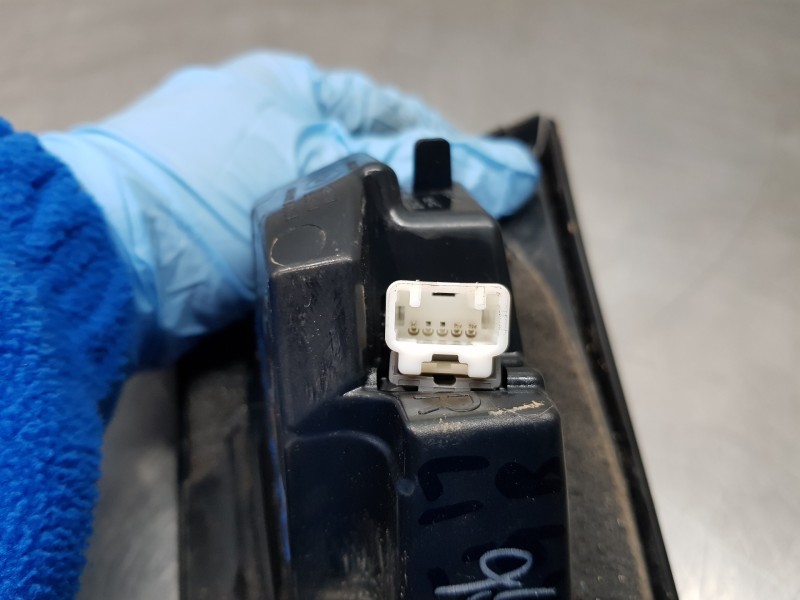 Recambio de piloto trasero derecho interior para mazda cx-3 (2019 - 2022) sky activ referencia OEM IAM DM4N513F0A   Recambio de piloto trasero derecho interior para mazda cx-3 (2019 - 2022) sky activ referencia OEM IAM DM4N513F0A