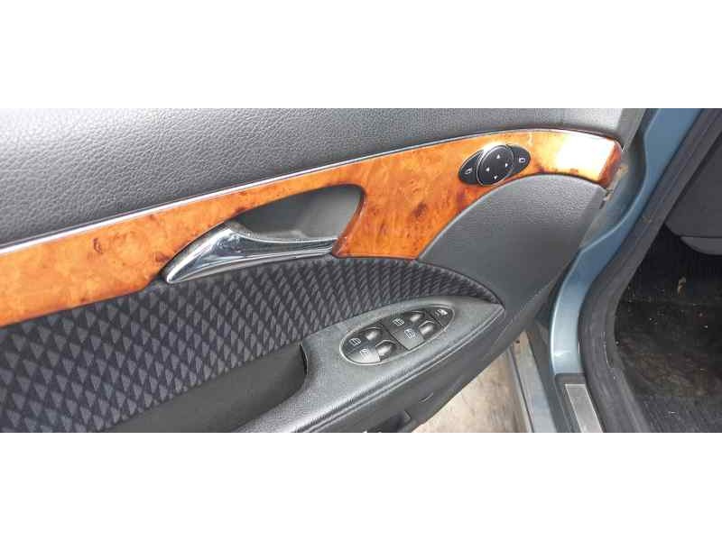 mercedes clase e (w211) berlina del año 2006