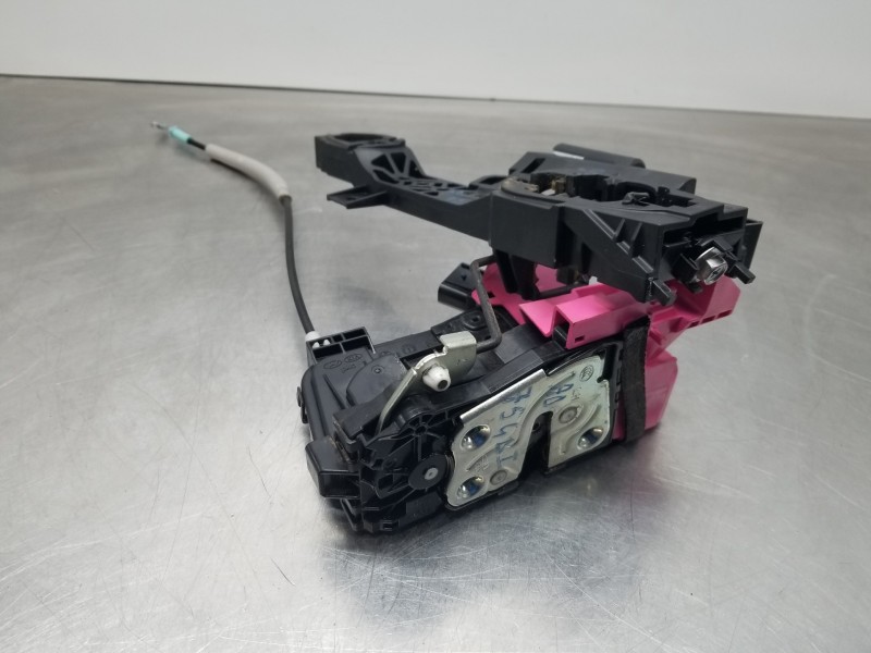 Recambio de cerradura puerta delantera izquierda para hyundai tucson klass referencia OEM IAM 81310N7000  