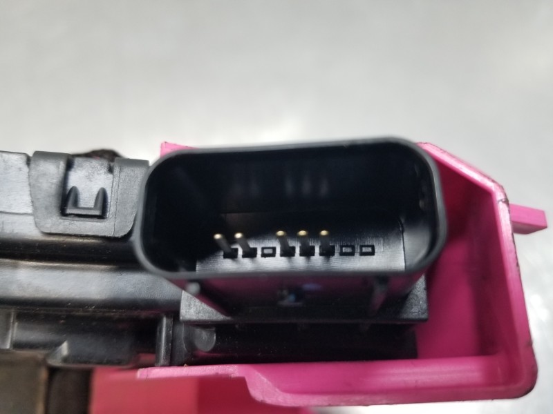 Recambio de cerradura puerta delantera izquierda para hyundai tucson klass referencia OEM IAM 81310N7000  