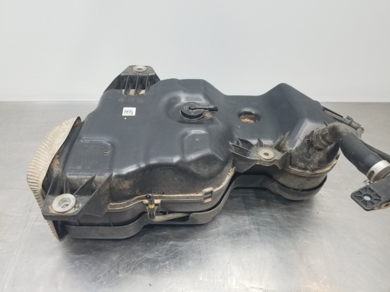 Recambio de deposito aditivo adblue fap ( deposito grande ) para hyundai tucson klass referencia OEM IAM 31550R2000 31500N7000 3