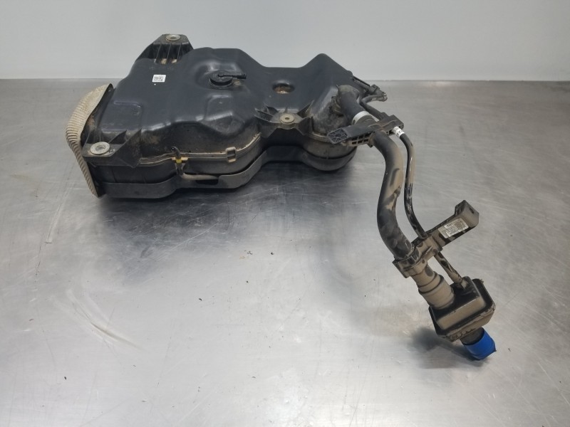 Recambio de deposito aditivo adblue fap ( deposito grande ) para hyundai tucson klass referencia OEM IAM 31550R2000 31500N7000 3