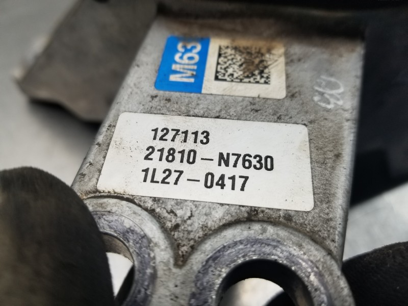 Recambio de soporte motor derecho para hyundai tucson klass referencia OEM IAM 21810N7630  