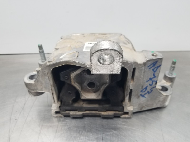 Recambio de soporte motor izquierdo para hyundai tucson klass referencia OEM IAM 21830N7650 21824N9500 