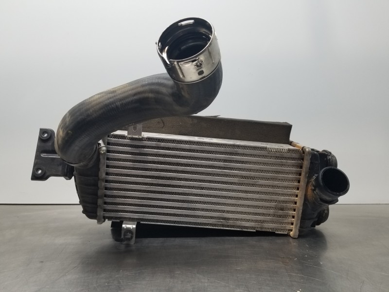 Recambio de intercooler para hyundai tucson klass referencia OEM IAM 282712U301  