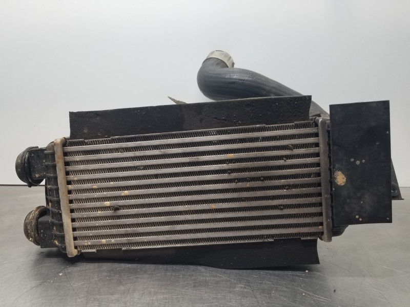 Recambio de intercooler para hyundai tucson klass referencia OEM IAM 282712U301  