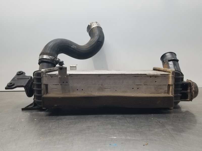Recambio de intercooler para hyundai tucson klass referencia OEM IAM 282712U301  