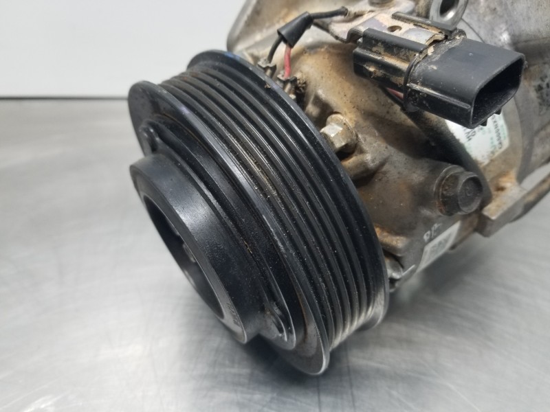 Recambio de compresor aire acondicionado para hyundai tucson klass referencia OEM IAM 97701N7000  